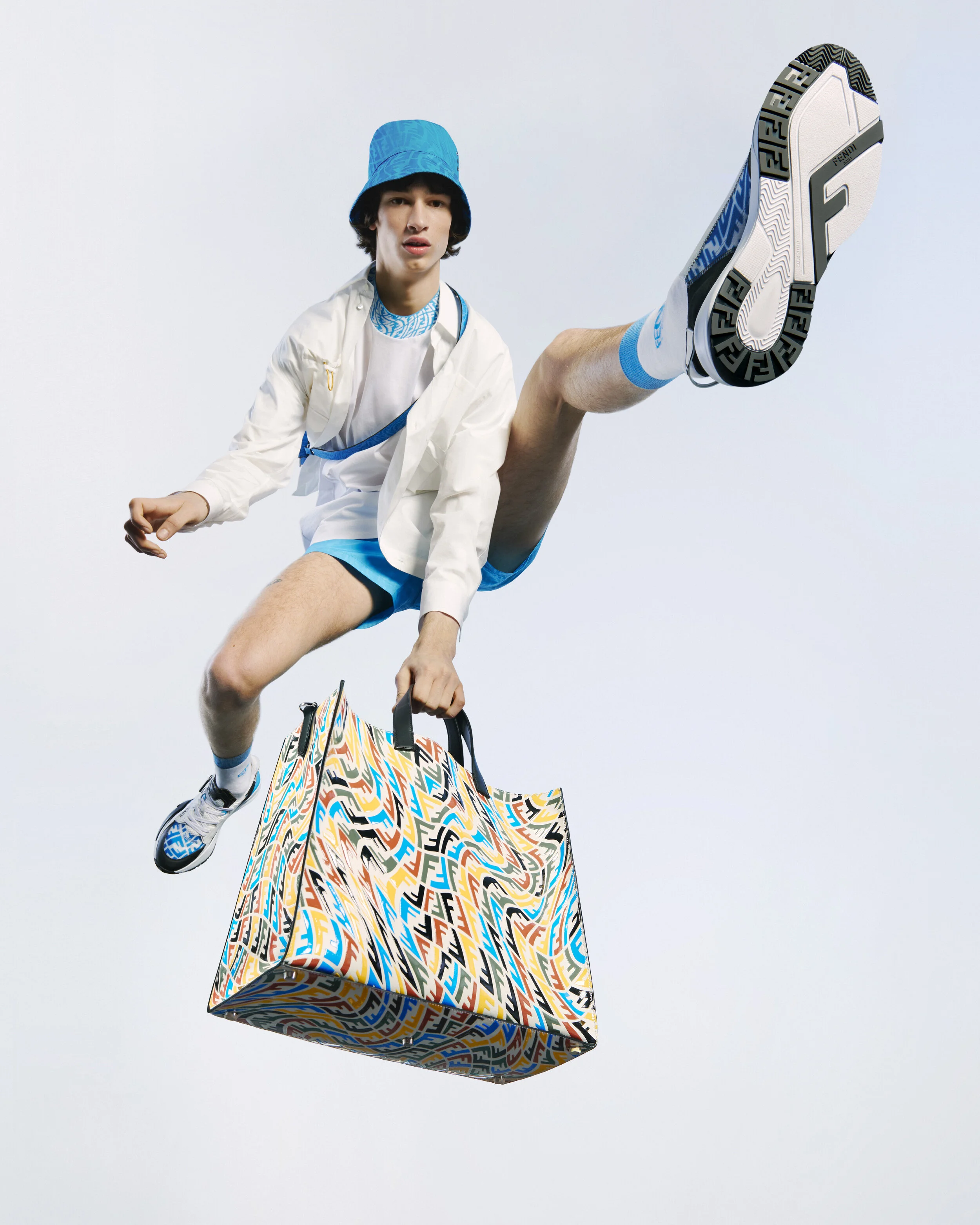 FENDI フェンディ スケートボード スケボー カプセルコレクション FFヴァーティゴ 7AS019 ブラック×マルチ FENDI - FENDI フェンディ スケートボード スケボー カプセル